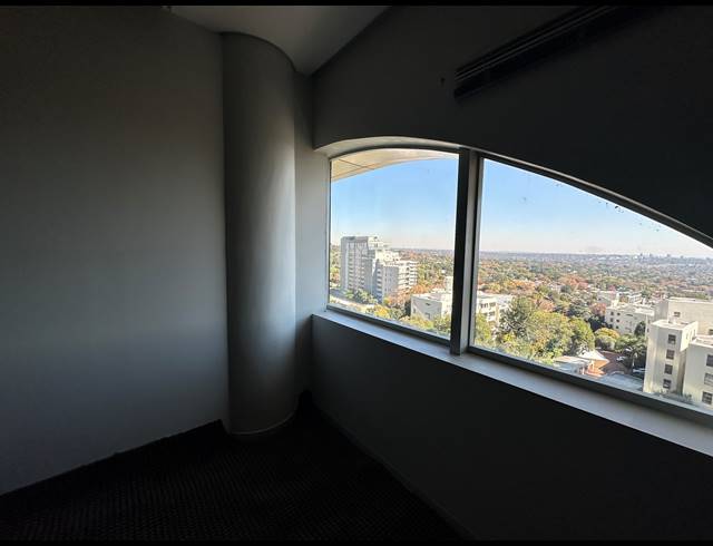 308M² OFFICE TO LET IN SANDTON CENTRAL